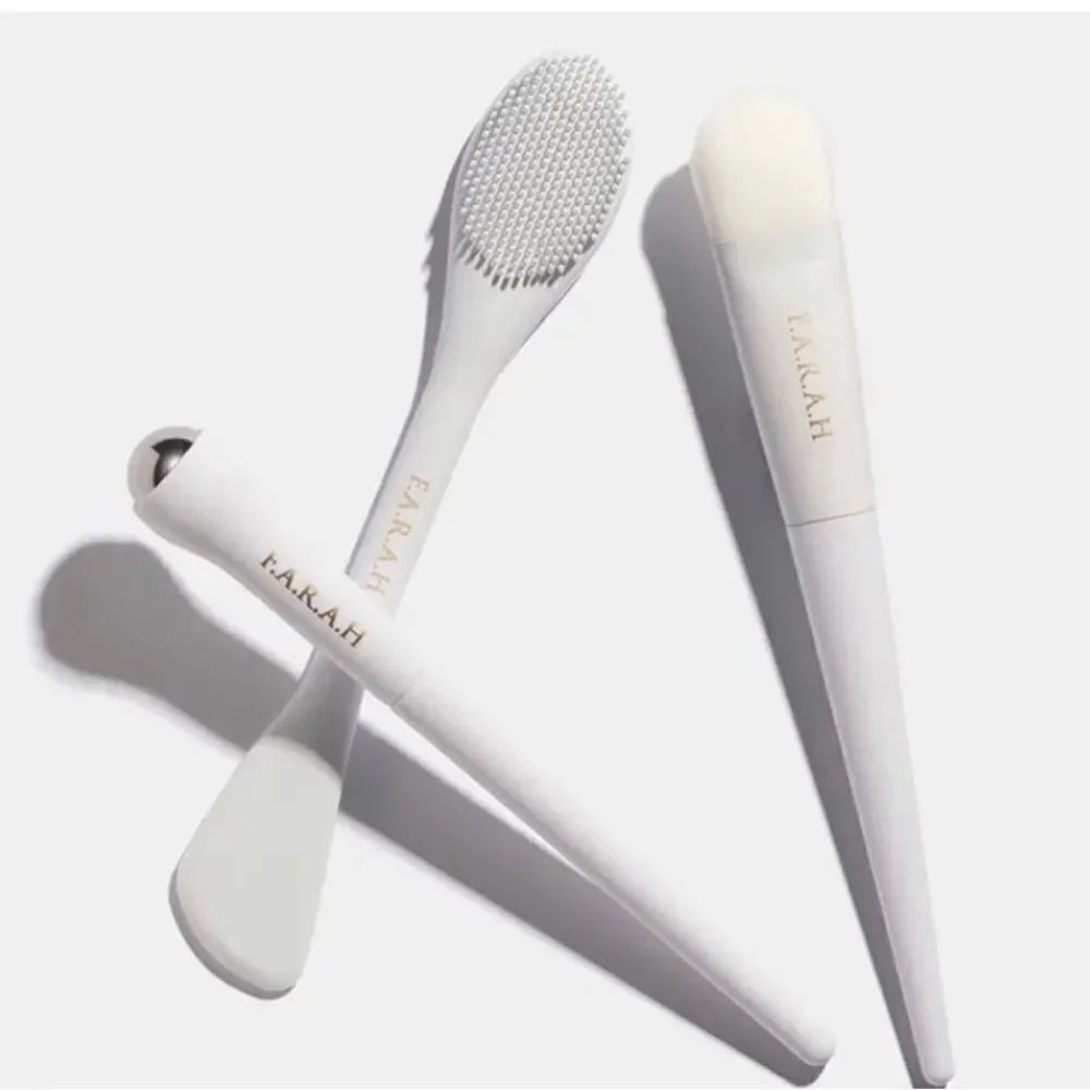 F.A.R.A.H. Skin Retreat Brush Set